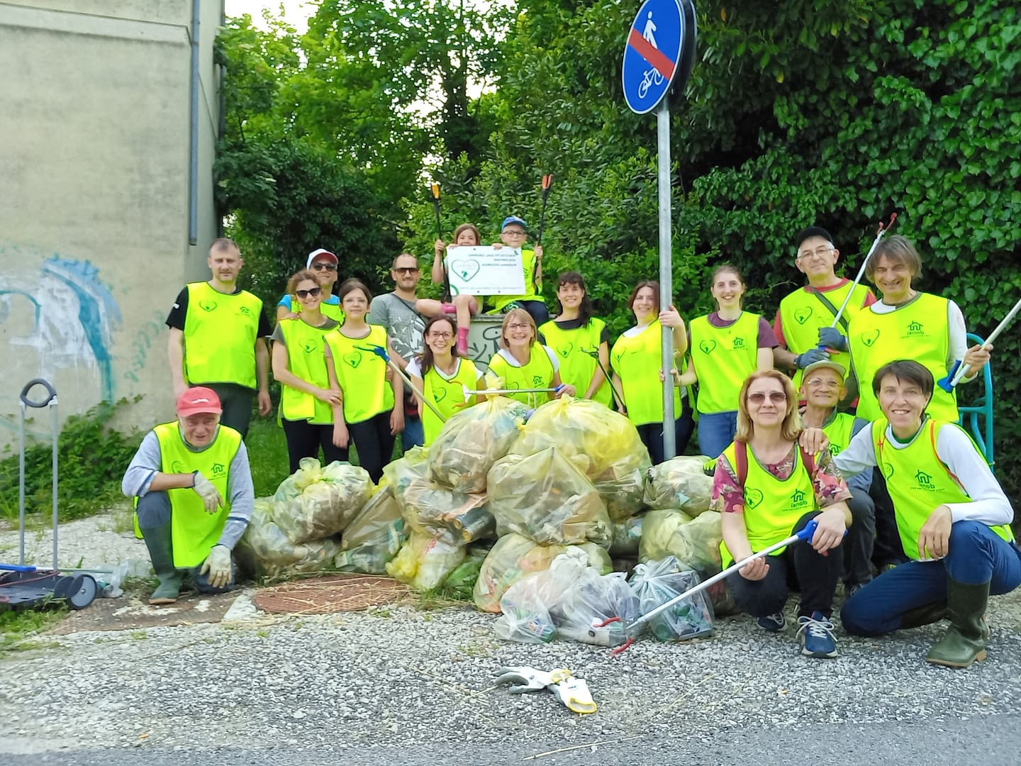 Pulizia stazione Busa, via Trevisan, via Andreon