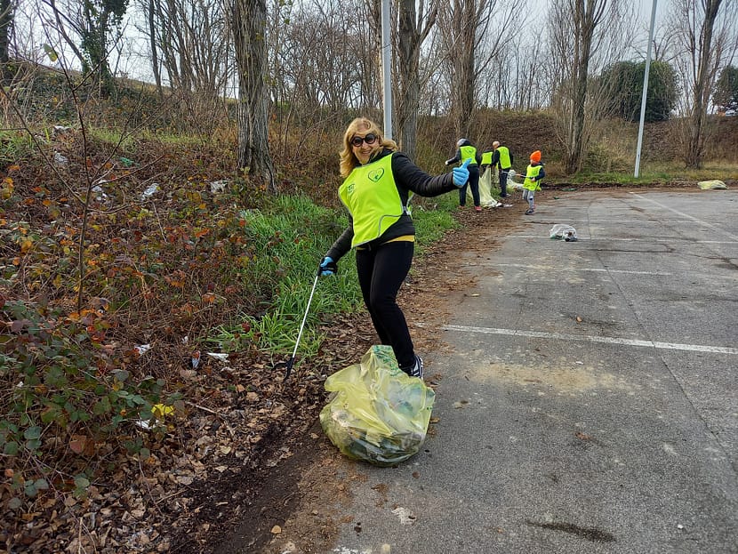 Pulizia argine Ipercoop Vigonza