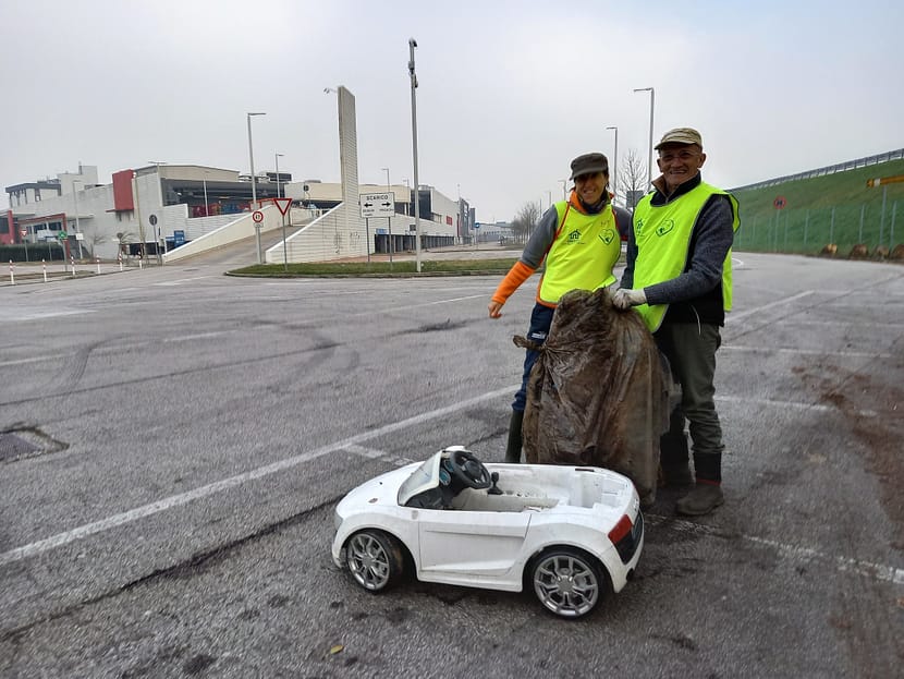 Pulizia argine Ipercoop Vigonza